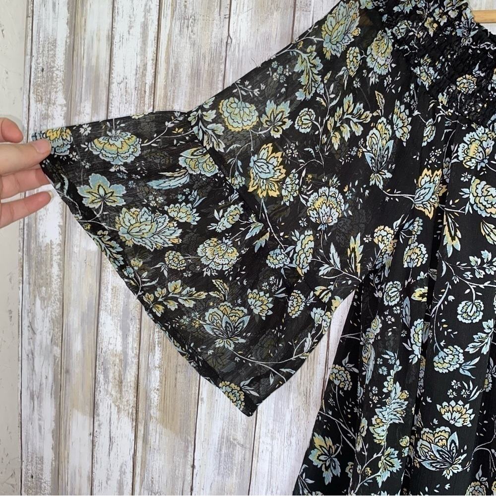 Torrid Off Shoulder Floral Chiffon Blouse 0X Black Blue Boho Peasant Top Plus - Picture 4 of 7